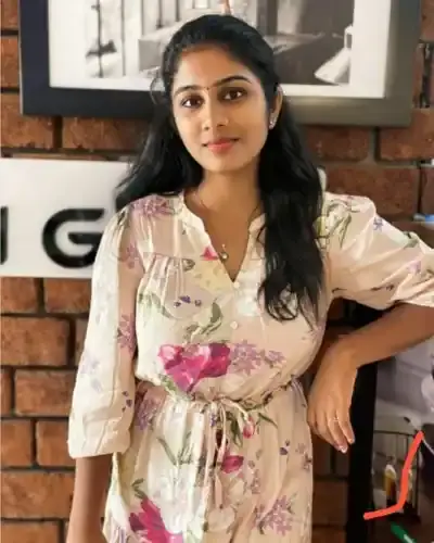 Escorts Bhadgaon